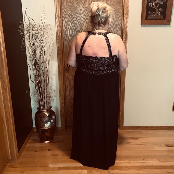 🌟HP🌟 PLUS 22W Navy/Nude sequins Lace Halter Bodice Navy Jersey Maxi Skirt - Picture 3 of 14